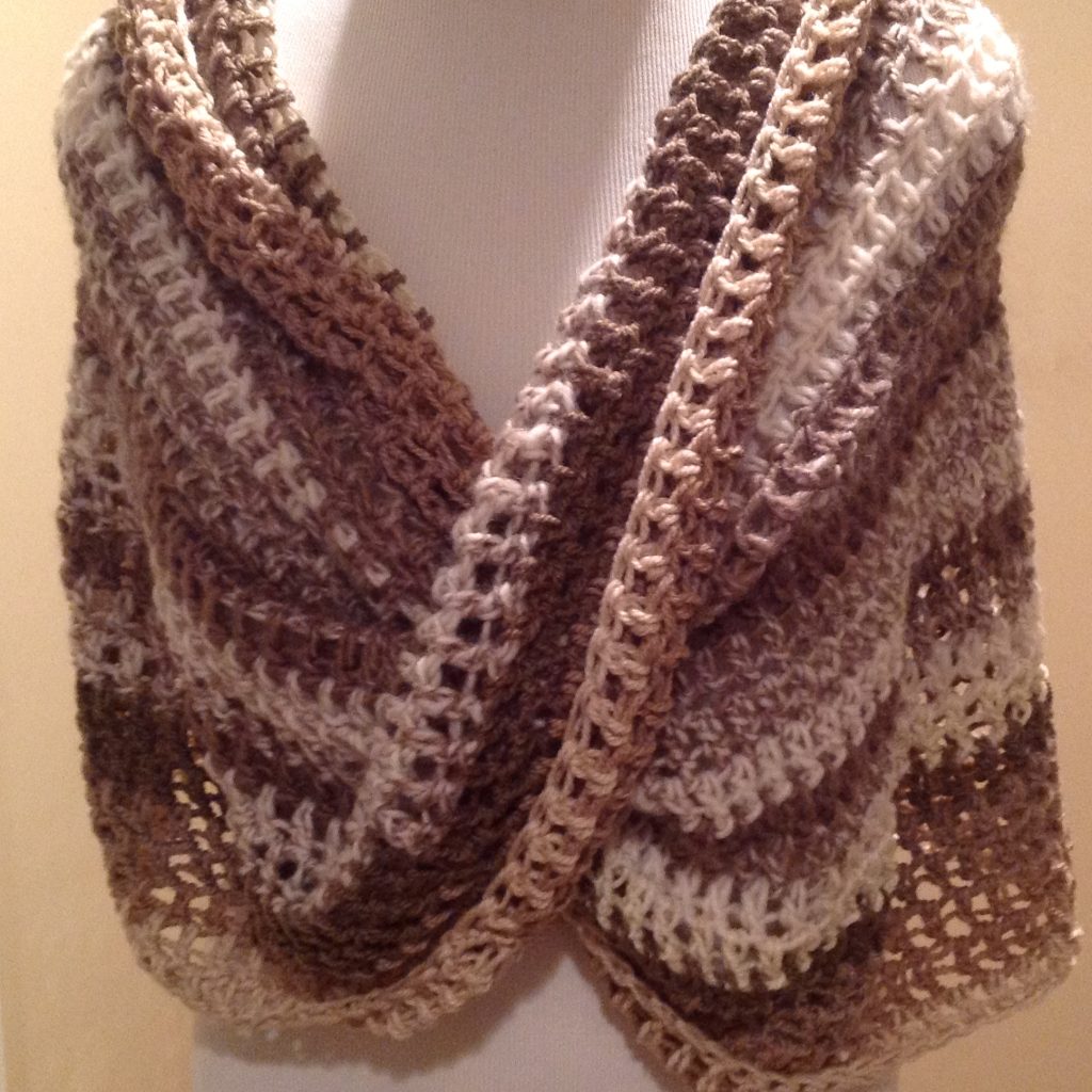 Crochet Mobius Wrap - BellaArt Creatives