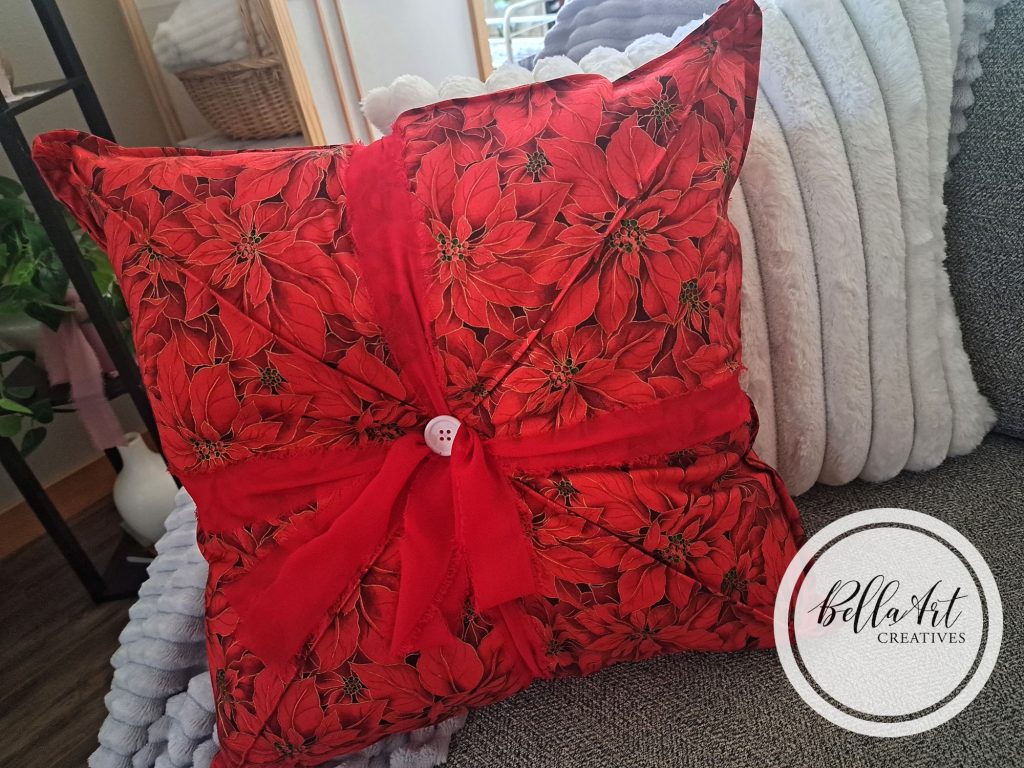 Home Decor: Pillows for Christmas 2025