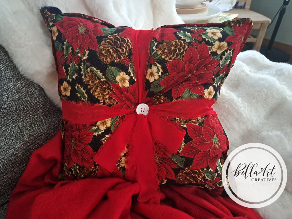 Home Decor: Pillows for Christmas 2025