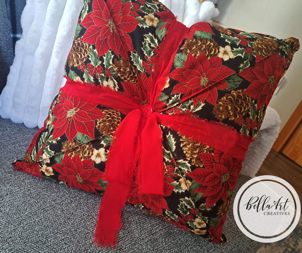 Home Decor: Pillows for Christmas 2025