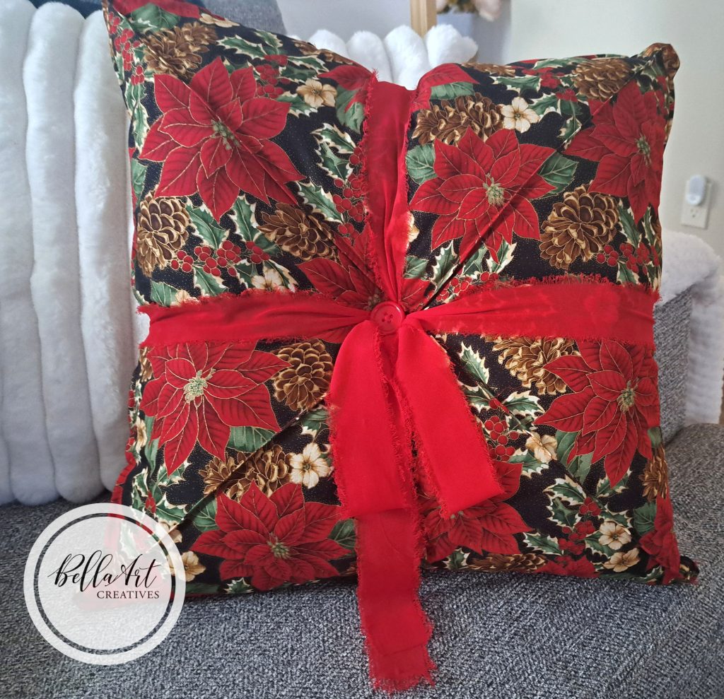 Home Decor: Pillows for Christmas 2025