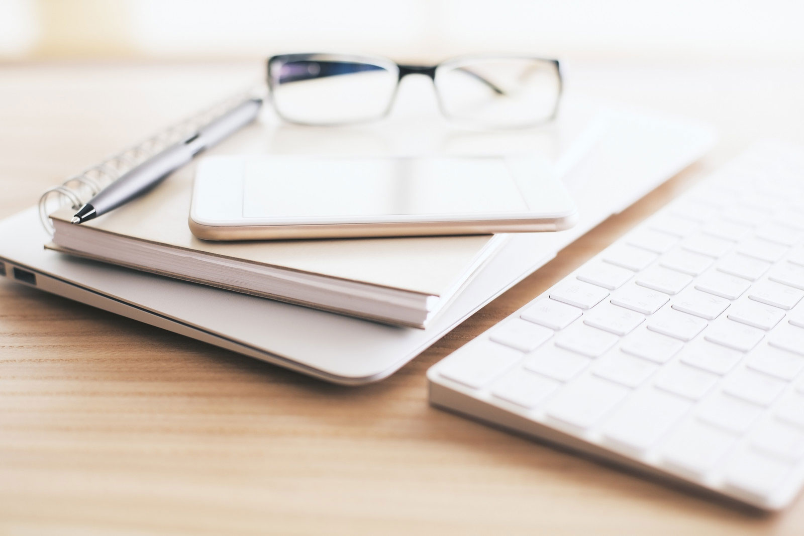 Blog Post: 7 Tips to Bring your Ideas to Paper